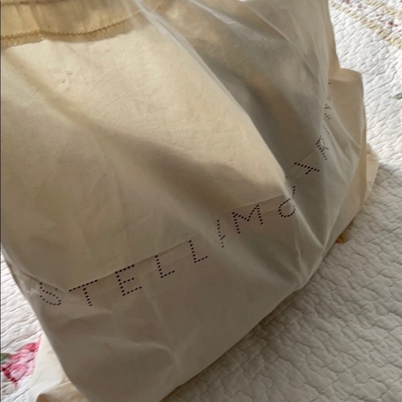 Stella Mccartney gold chain bucket bag - Picture 16 of 16